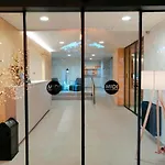 Midi 3000 Aparthotel