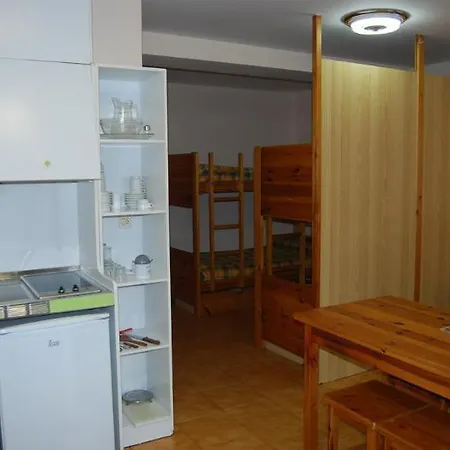 Midi 3000 Apartmanhotel