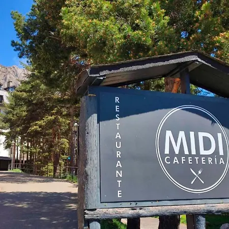 Midi 3000 Apartmanhotel Formigal