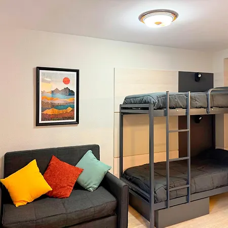 Midi 3000 Aparthotel *