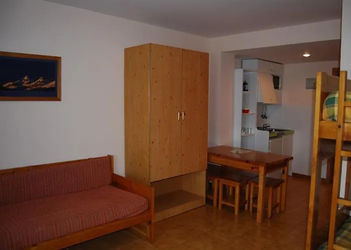 Lägenhetshotell Midi 3000 *